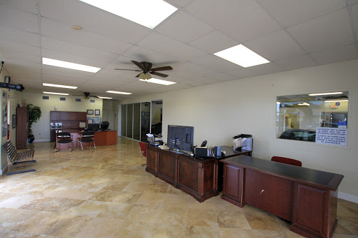 Used Car Dealer «Fort Myers Auto Mall», reviews and photos, 2475 Fowler St, Fort Myers, FL 33901, USA