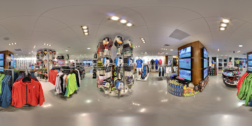 Sporting Goods Store «World Tennis - Alton Sports In Motion», reviews and photos, 1448 Alton Rd, Miami Beach, FL 33139, USA