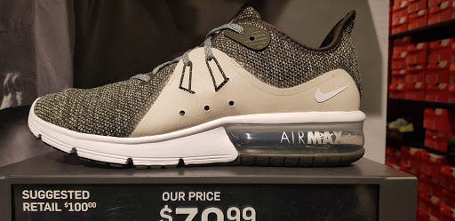 Sporting Goods Store «Nike Factory Store», reviews and photos, 1 Outlet Blvd #600, Wrentham, MA 02093, USA