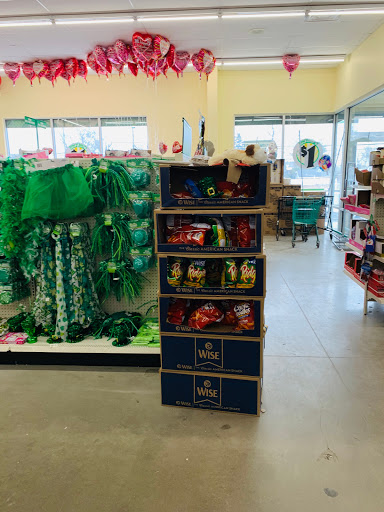 Dollar Store «Dollar Tree», reviews and photos, 310 E Black Horse Pike, Pleasantville, NJ 08232, USA