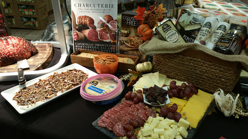 Grocery Store «Kroger», reviews and photos, 15455 Haggerty Rd, Plymouth, MI 48170, USA