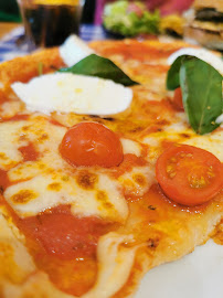 Pizza du Restaurant italien CHEZ MILO à Paris - n°3