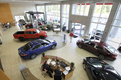 Used Car Dealer «Village Toyota», reviews and photos, 2431 S Suncoast Blvd, Homosassa, FL 34448, USA
