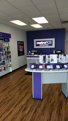 Cell Phone Store «MetroPCS Authorized Dealer», reviews and photos, 1516 Woodlane Dr, Woodbury, MN 55125, USA