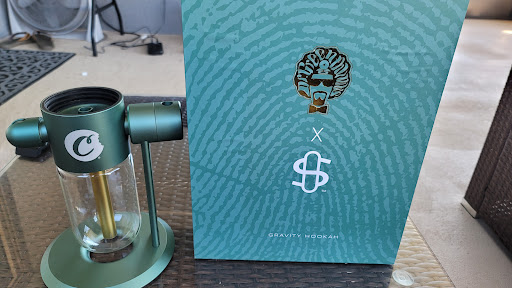 Vaporizer Store «Lil Buddha Vapor & Smoke Shop», reviews and photos, 6916 Big Bend Rd, Gibsonton, FL 33534, USA