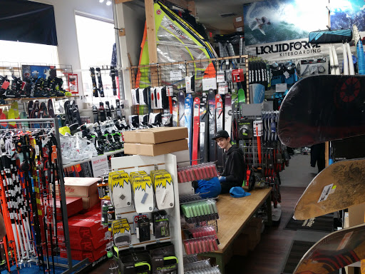 Outdoor Sports Store «2nd Wind Sports», reviews and photos, 202 State St, Hood River, OR 97031, USA