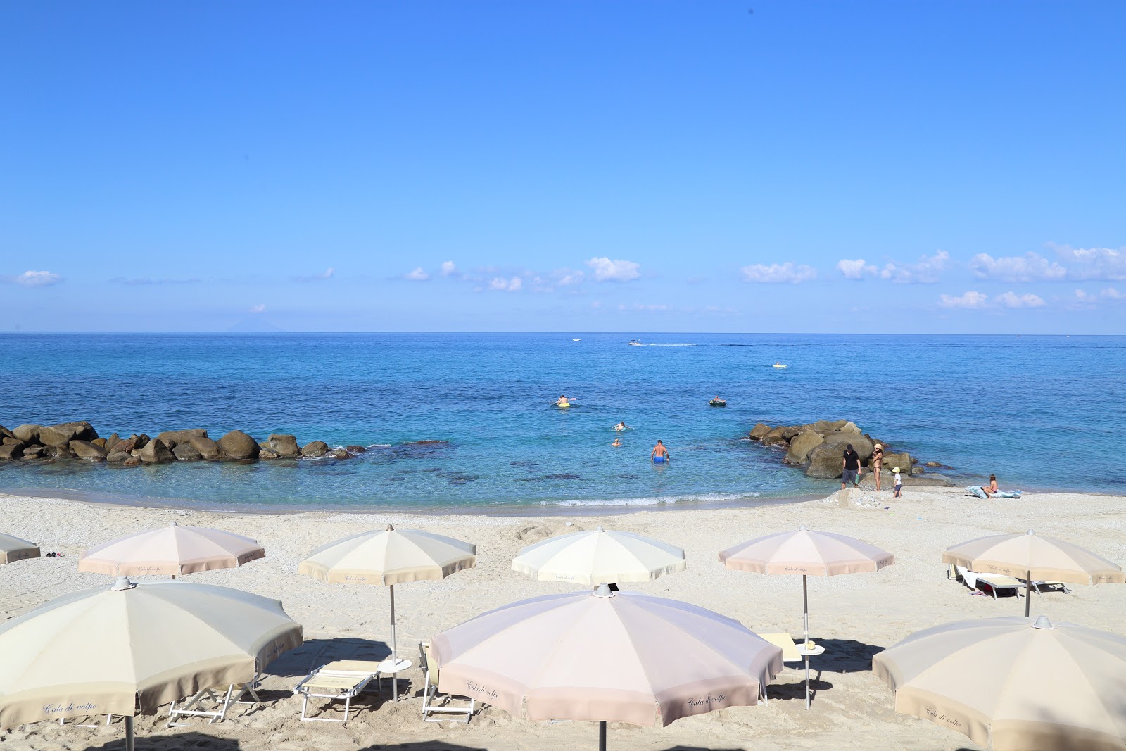 Foto de Spiaggia di Torre Marino II con muy limpio nivel de limpieza