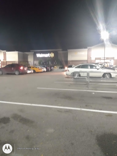 Department Store «Walmart Supercenter», reviews and photos, 100 THF Blvd, Chesterfield, MO 63005, USA