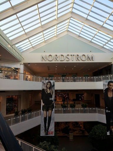 Department Store «Nordstrom Rack Mall of America», reviews and photos, 324 W Marketplace, Bloomington, MN 55425, USA