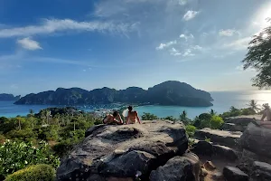 Phi Phi Viewpoint image