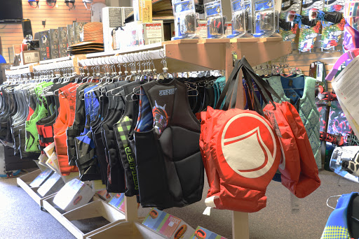 Sporting Goods Store «Santa Rosa Ski and Sports», reviews and photos, 2875 Santa Rosa Ave B2, Santa Rosa, CA 95407, USA