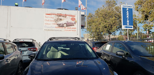 Subaru Dealer «Downtown Subaru of Oakland», reviews and photos, 4133 Broadway, Oakland, CA 94611, USA