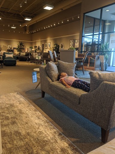 Furniture Store «Value City Furniture», reviews and photos, 931 US-1, Iselin, NJ 08830, USA