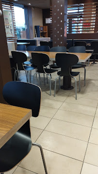 Atmosphère du Restauration rapide McDonald's à Montereau-Fault-Yonne - n°8