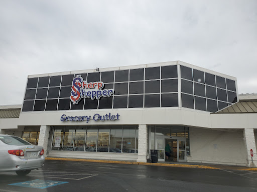 Grocery Store «Sharp Shopper Grocery Outlet», reviews and photos, 802 Berryville Ave, Winchester, VA 22601, USA