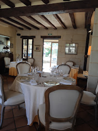 Atmosphère du Restaurant français La Licorne à Fontevraud-l'Abbaye - n°9
