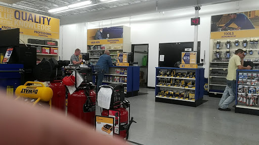 Auto Parts Store «NAPA Auto Parts - Genuine Parts Company», reviews and photos, 9250 NW 58th St, Doral, FL 33178, USA