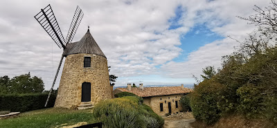 Moulin de Saint-Jean à Mireval