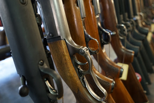 Gun Shop «Bank Street Guns», reviews and photos, 4395 N Bank St, Kingman, AZ 86409, USA