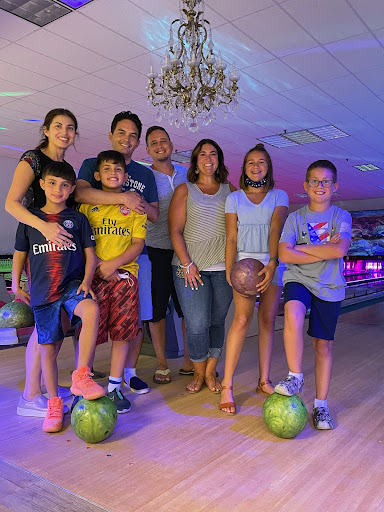 Bowling Alley «Wilmette Bowling Center Inc», reviews and photos, 1903 Schiller Ave, Wilmette, IL 60091, USA