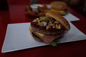 Medusa Burger image