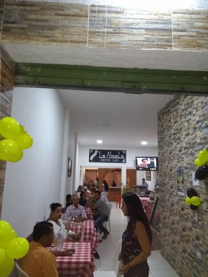 Restaurante La Sazon De Abuela - Cra. 7 #6-51, Guacarí, Valle del Cauca, Colombia