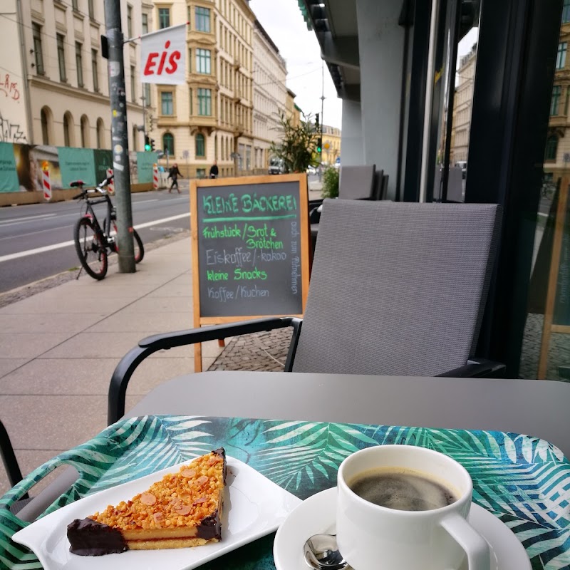Café Yellowbrasil - Hotel, Frühstück & Bäckerei