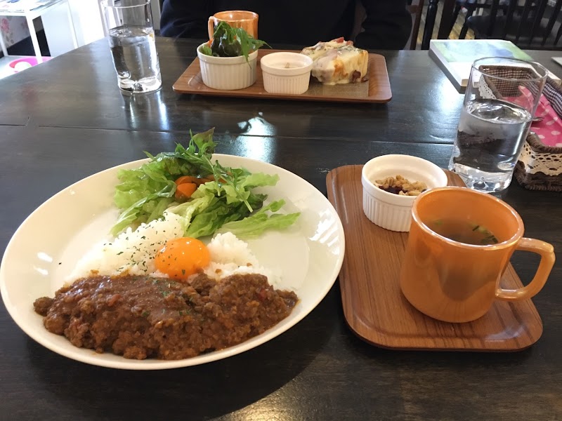 ドッグカフェ ブリンドル