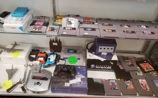 Pawn Shop «Kleppe Family Jewelry & Loan», reviews and photos, 421 3rd Ave SW, Cedar Rapids, IA 52404, USA