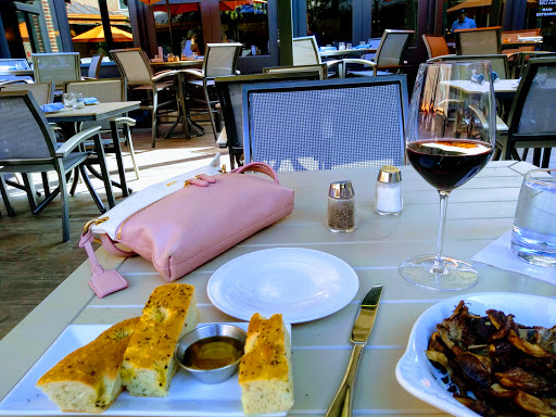 Shopping Mall «Green Spring Station-Shopping», reviews and photos, 10751 Falls Rd, Lutherville, MD 21093, USA