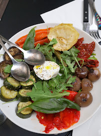 Salade caprese du Restaurant italien Bacioni à Paris - n°6