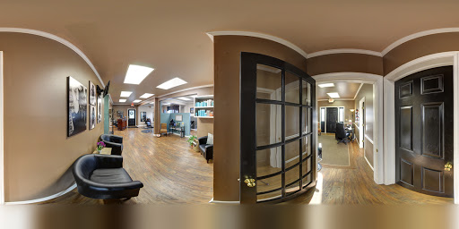 Day Spa «Blades Salon & Day Spa», reviews and photos, 231 N Main St, Madisonville, KY 42431, USA