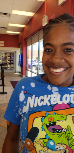 Ice Cream Shop «Oberweis Ice Cream and Dairy Store», reviews and photos, 3152 95th St, Evergreen Park, IL 60805, USA