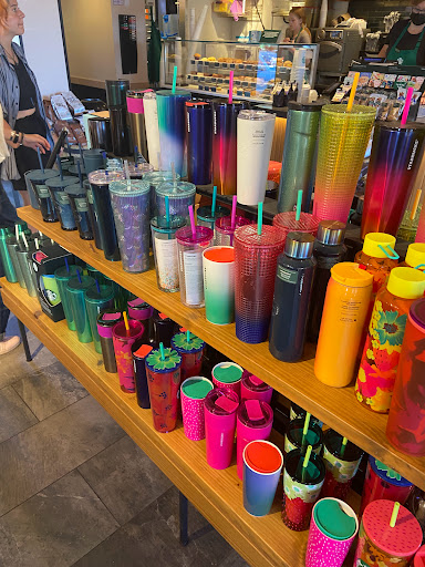 Coffee Shop «Starbucks», reviews and photos, 49 Main St, Freeport, ME 04032, USA