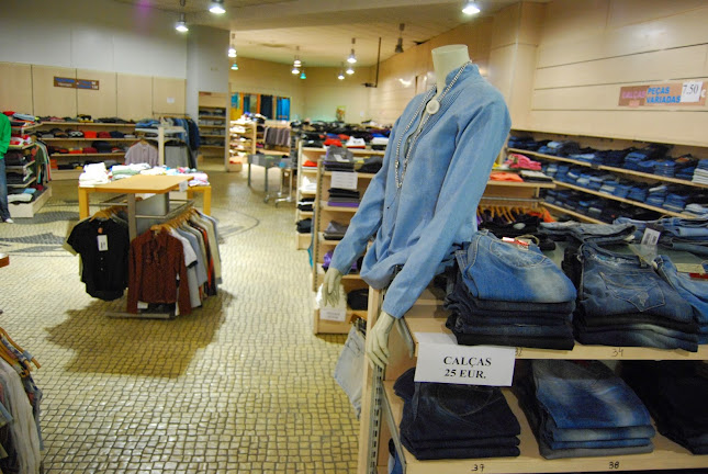 City jeans - Comércio de Vestuário Lda. - Loja de roupa
