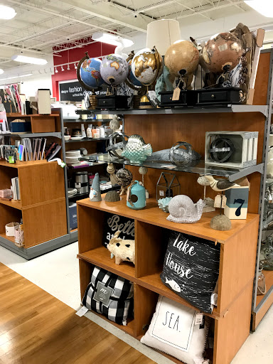 Department Store «T.J. Maxx», reviews and photos, 12163 Biscayne Blvd, North Miami, FL 33181, USA