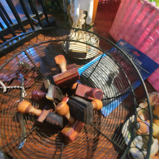 Thrift Store «Stained Market Place», reviews and photos, 2106 E 15th Ave, Tampa, FL 33605, USA