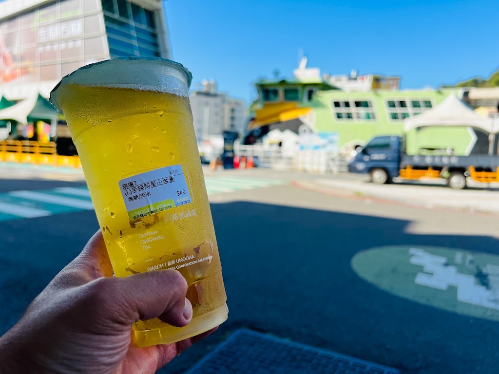 烏弄原生茶飲 鹽埕七賢店 的照片