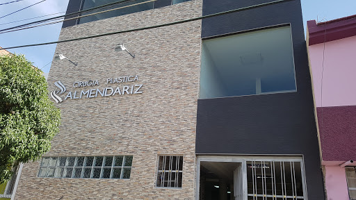 Gynecomastia clinics in Arequipa