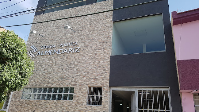 Cirugía Plástica Almendariz