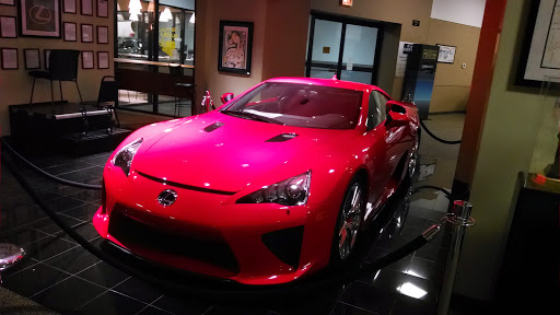 Lexus Dealer «McGrath Lexus of Chicago», reviews and photos, 1250 W Division St, Chicago, IL 60642, USA