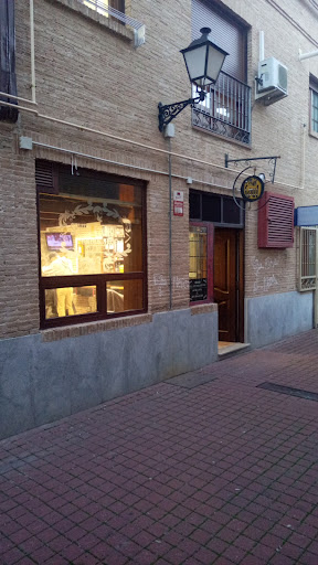 Peluquería de Caballeros  S.hamdan en Sevilla La Nueva, Madrid