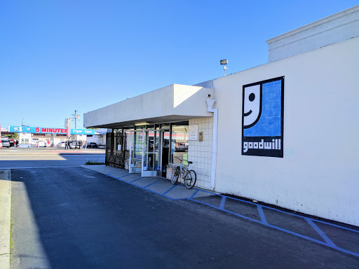 Outlet Store «Goodwill Outlet Store & Donation Center», reviews and photos