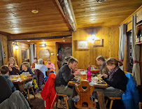 Atmosphère du Restaurant français La Casserole à Val-d'Isère - n°2
