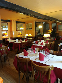 Atmosphère du Restaurant français Le Corsaire à Honfleur - n°18