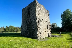 Threecastles Castle image