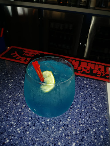 Food and Drink «The Double D Bar & Grill», reviews and photos, 240 N River Rd, Mt Clemens, MI 48043, USA