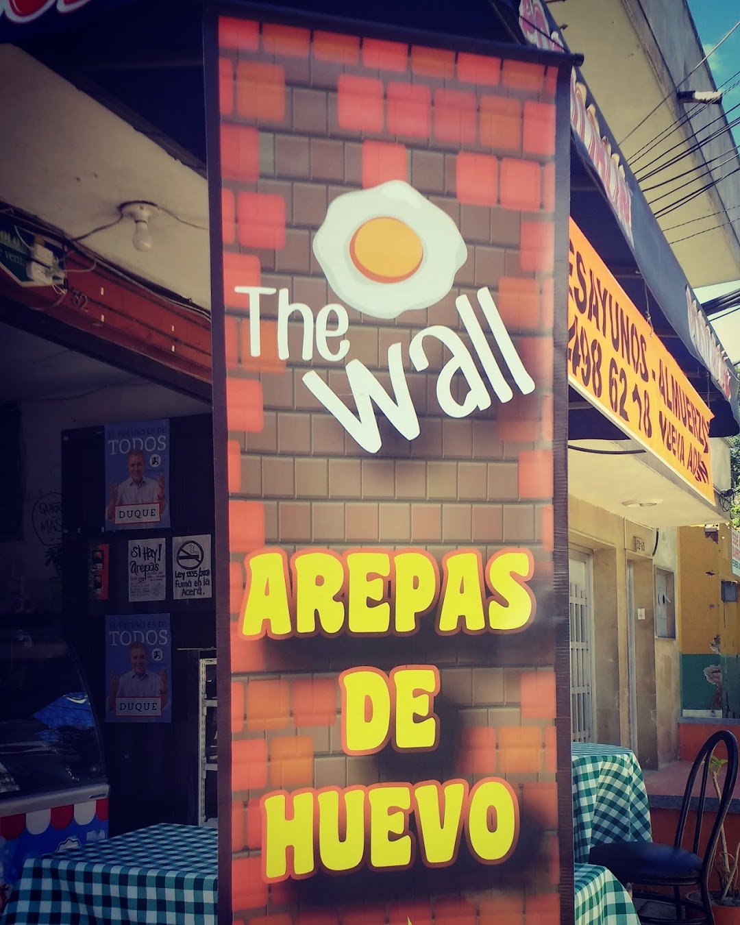 The Wall Envigado Restaurante Familiar
