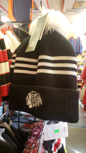 Sportswear Store «Sports Outlet Express», reviews and photos, 386 E Golf Rd, Arlington Heights, IL 60005, USA