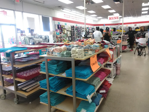 Discount Store «Fallas Paredes Discount Stores», reviews and photos, 1539 Little York Rd, Houston, TX 77093, USA